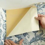 Rules for wallpapering the corners of a room - how to match the designs